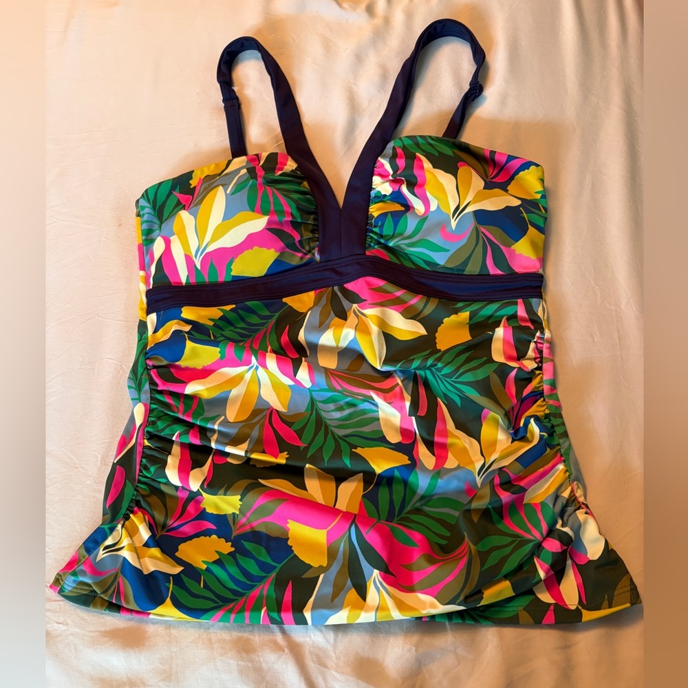 Boden tankini top, US 12